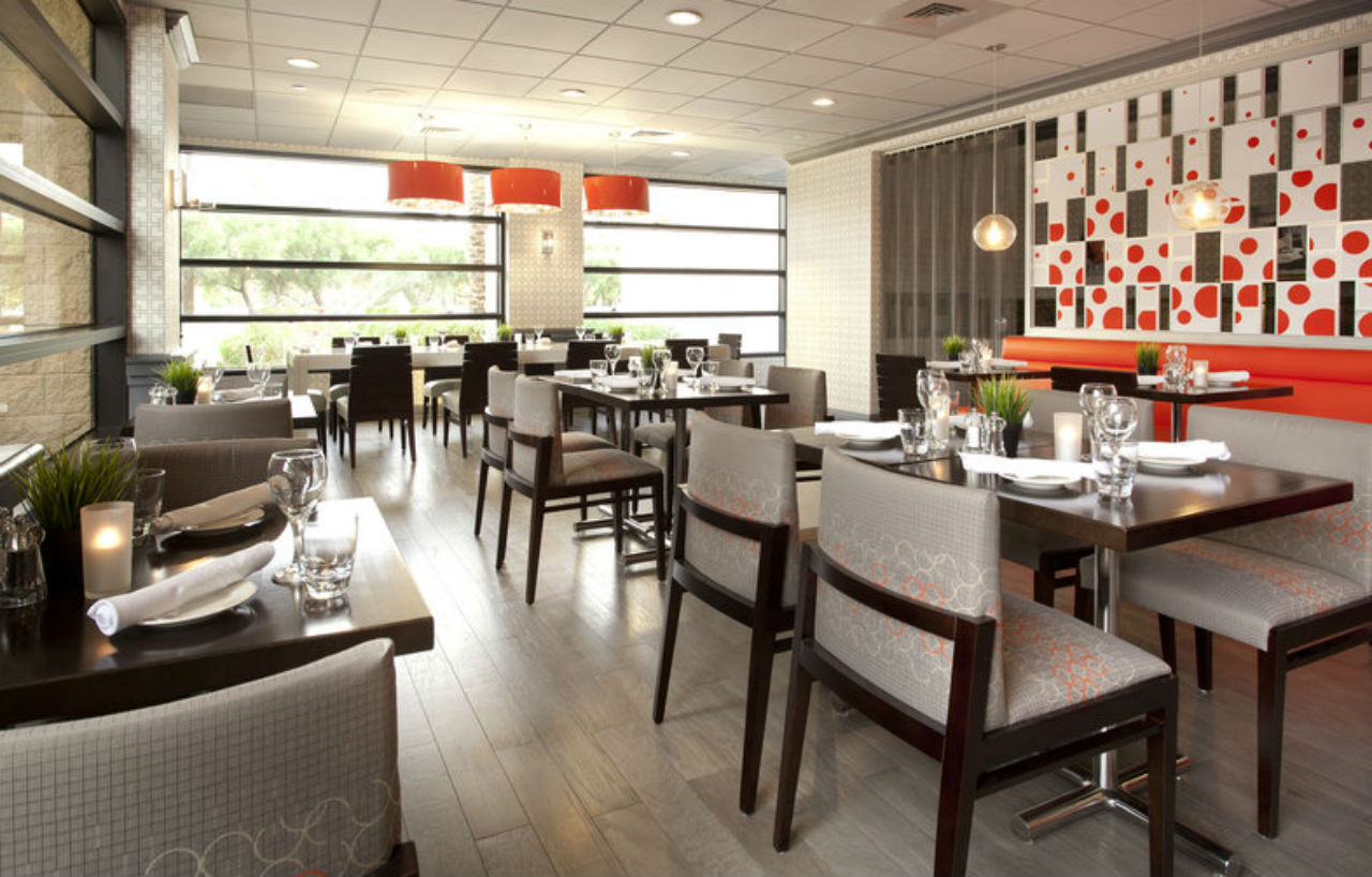 Radisson Airport 3*